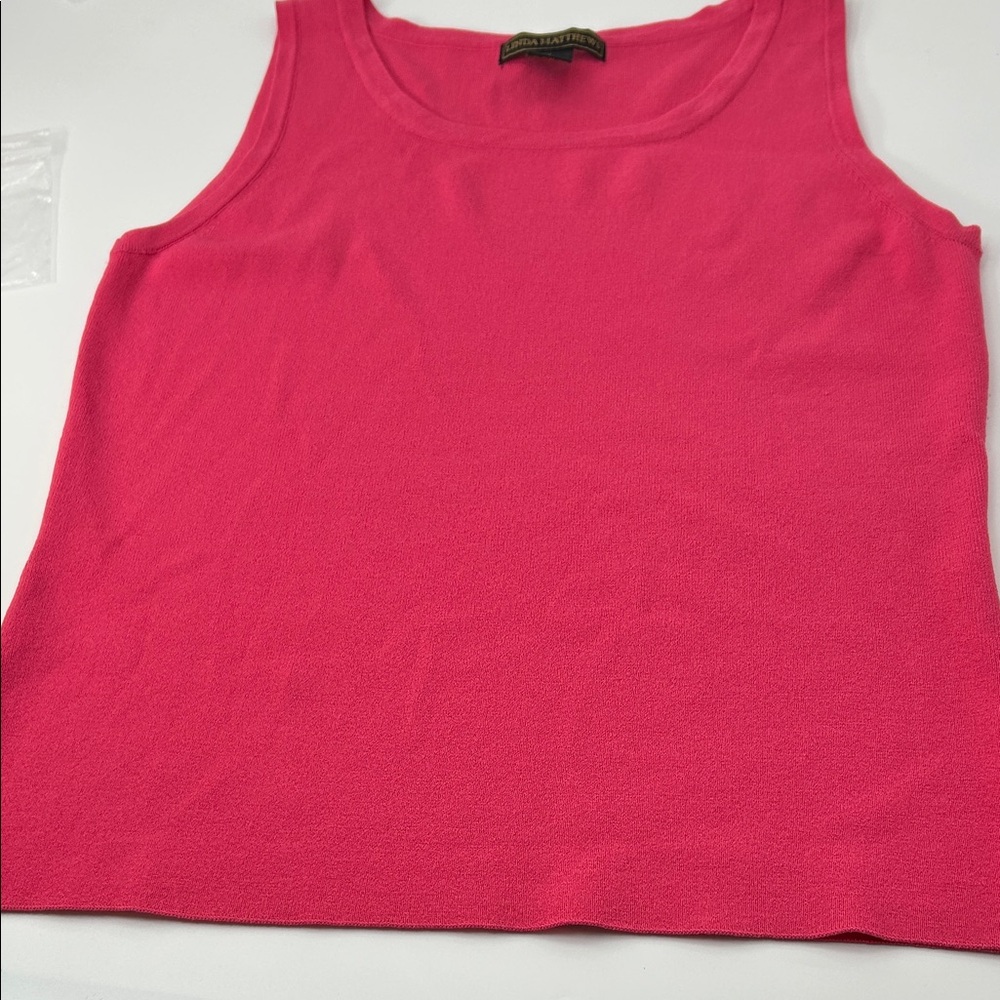 Women's Pink Sleeveless Top